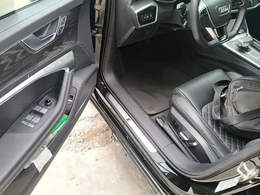 Audi A6L 2024 55 TFSI quattro Premium Dynamic Edition — миниатюра 16