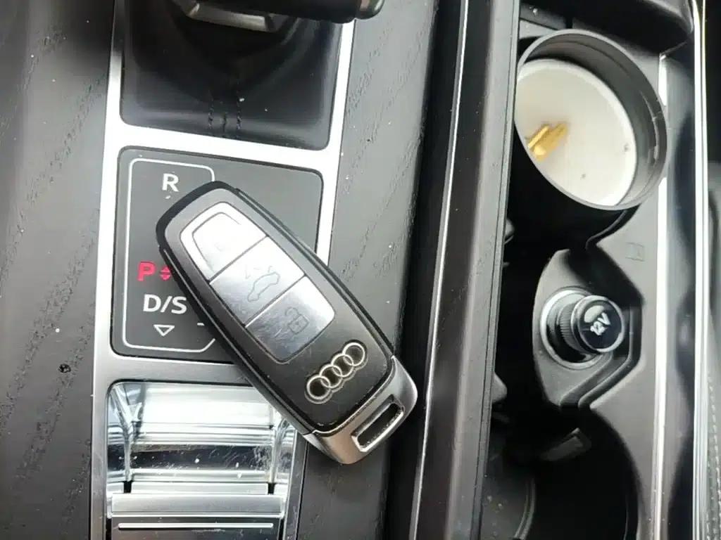 Audi A6L 2024 55 TFSI quattro Premium Dynamic Edition — миниатюра 9