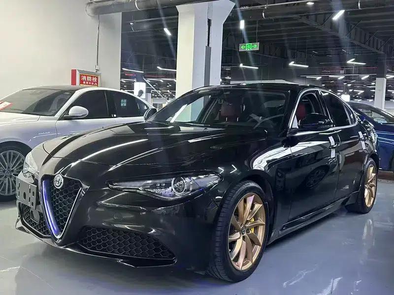 Giulia Juliet 2020 2.0T 280HP Luxury Edition — миниатюра 1