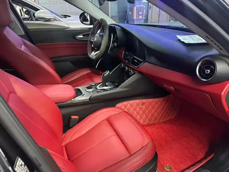 Giulia Juliet 2020 2.0T 280HP Luxury Edition — миниатюра 8
