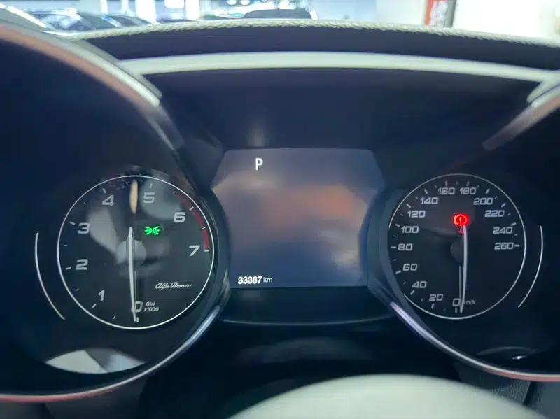 Giulia Juliet 2017 2.0T 280HP Luxury Sport Edition — миниатюра 8