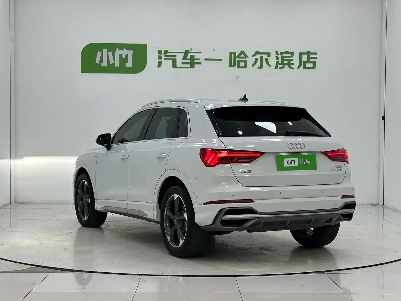 Audi Q3 2022 35 TFSI Fashion Dynamic Edition — миниатюра 4