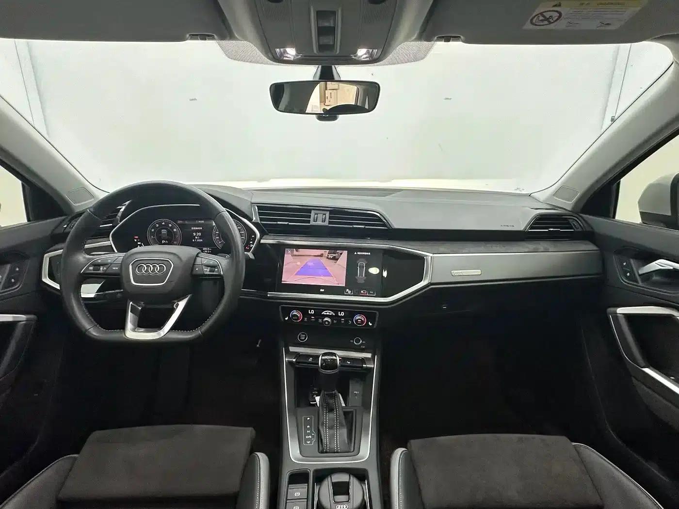 Audi Q3 2022 35 TFSI Fashion Dynamic Edition — миниатюра 10