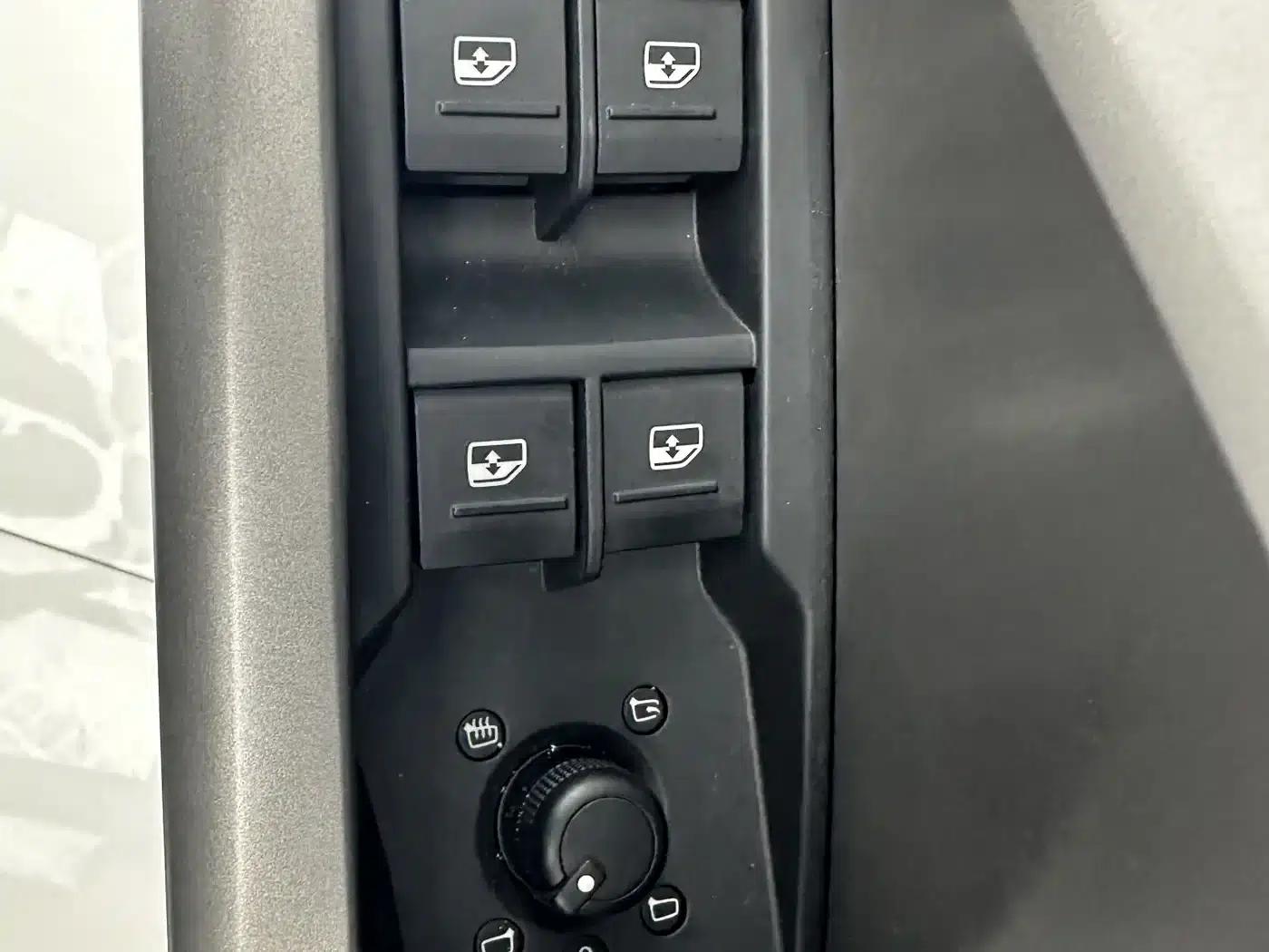 Audi Q3 2023 35 TFSI Fashion Dynamic (1.4T) — миниатюра 12