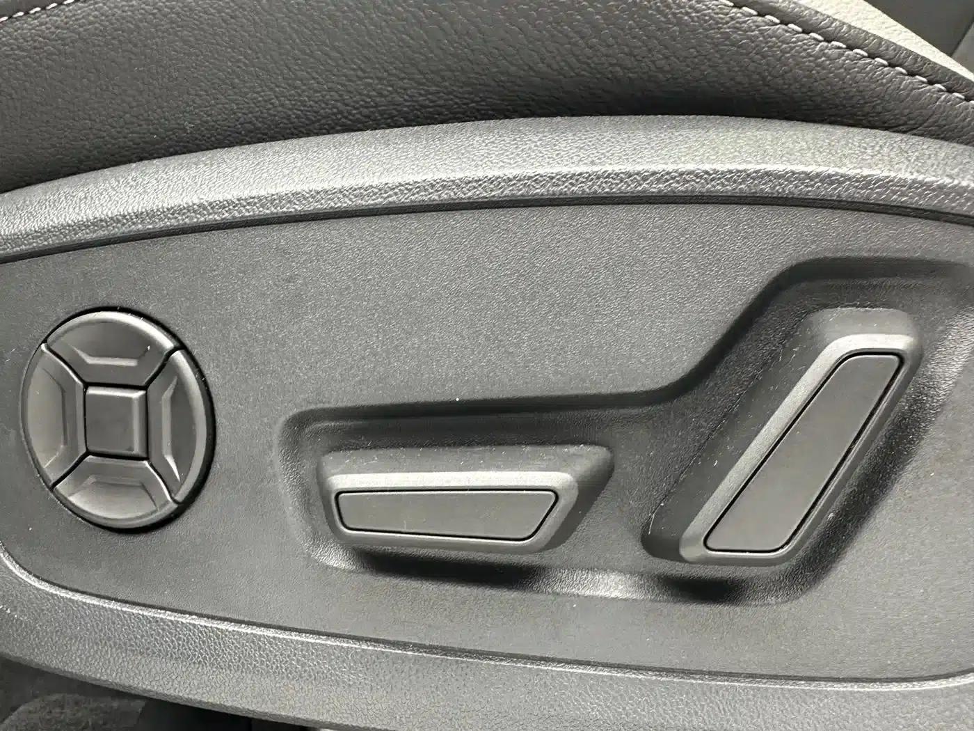 Audi Q3 2023 35 TFSI Fashion Dynamic (1.4T) — миниатюра 13