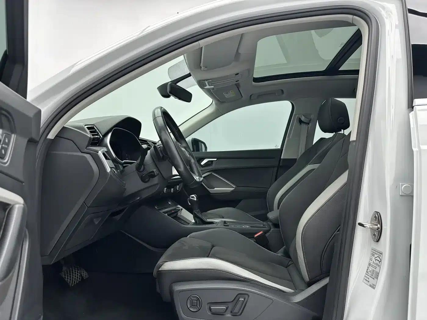Audi Q3 2022 35 TFSI Fashion Dynamic Edition — миниатюра 5