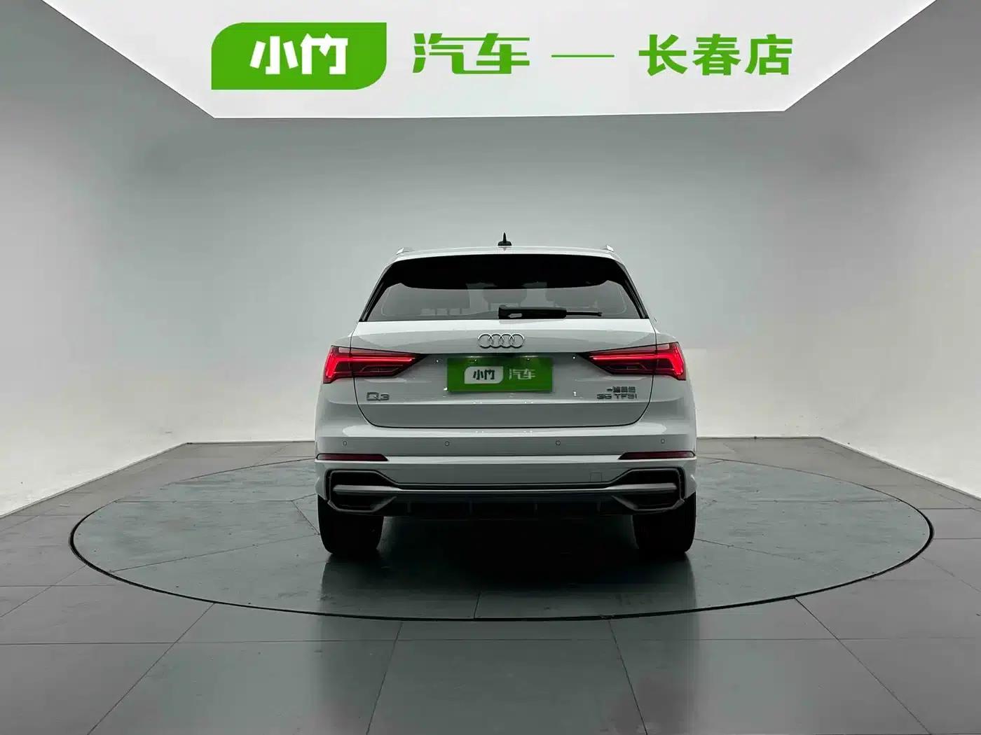 Audi Q3 2022 35 TFSI Fashion Dynamic Edition — миниатюра 4