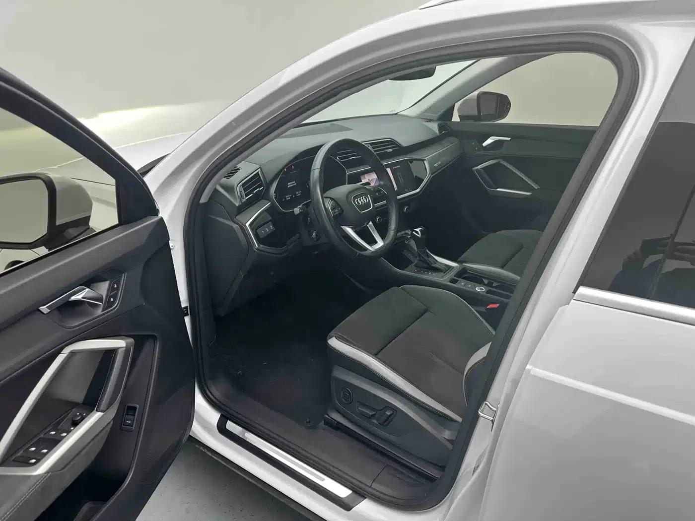 Audi Q3 2022 35 TFSI Progressive Dynamic — миниатюра 9