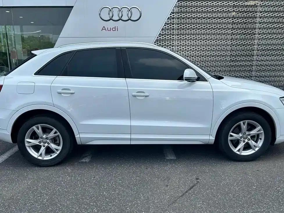 Audi Q3 2018 30th Anniversary Edition 35 TFSI Fashion Model — миниатюра 3