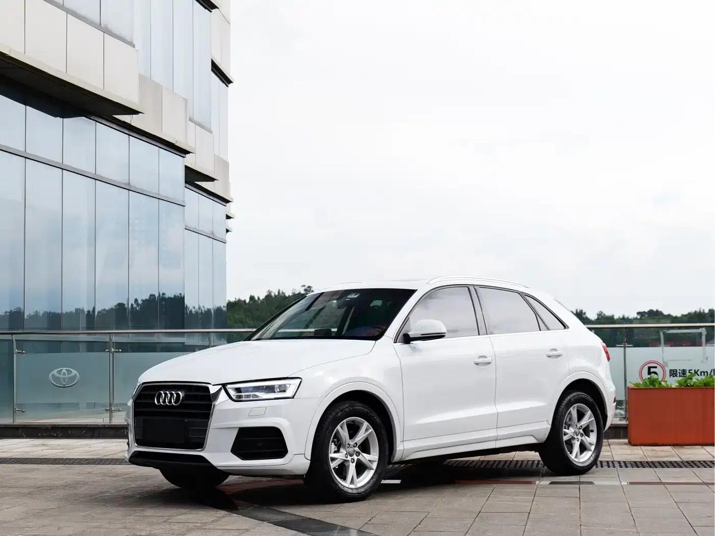 Audi Q3 2018 30th Anniversary Edition 35 TFSI Fashion Model — миниатюра 1