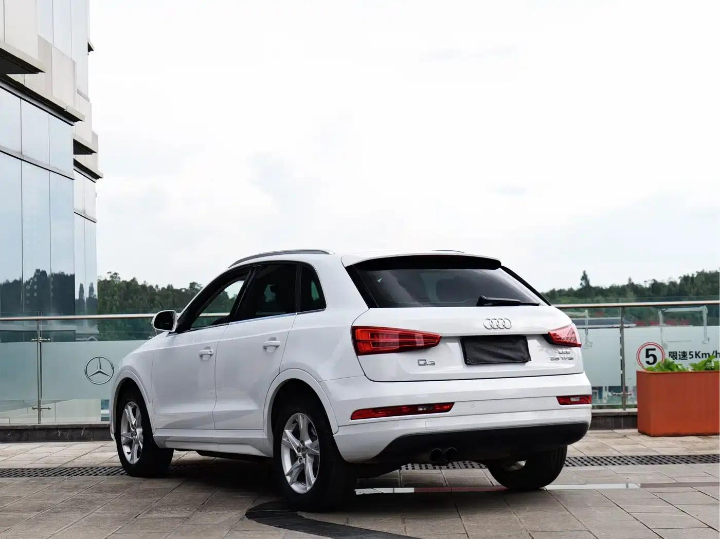 Audi Q3 2018 30th Anniversary Edition 35 TFSI Fashion Model — миниатюра 6