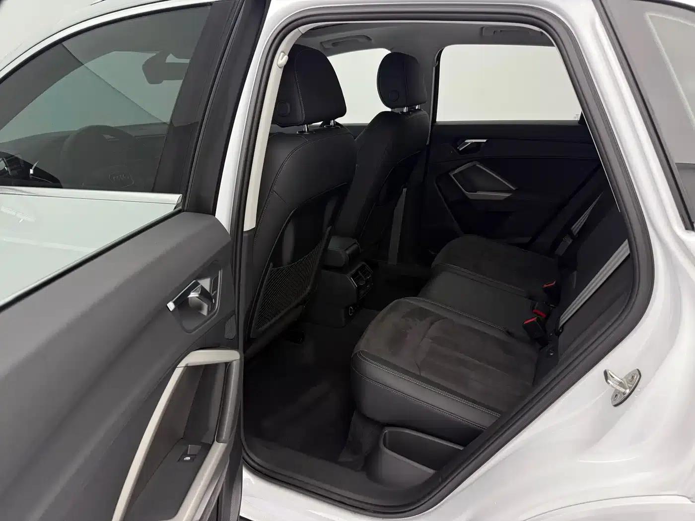 Audi Q3 2023 35 TFSI Fashion Dynamic (1.4T) — миниатюра 11