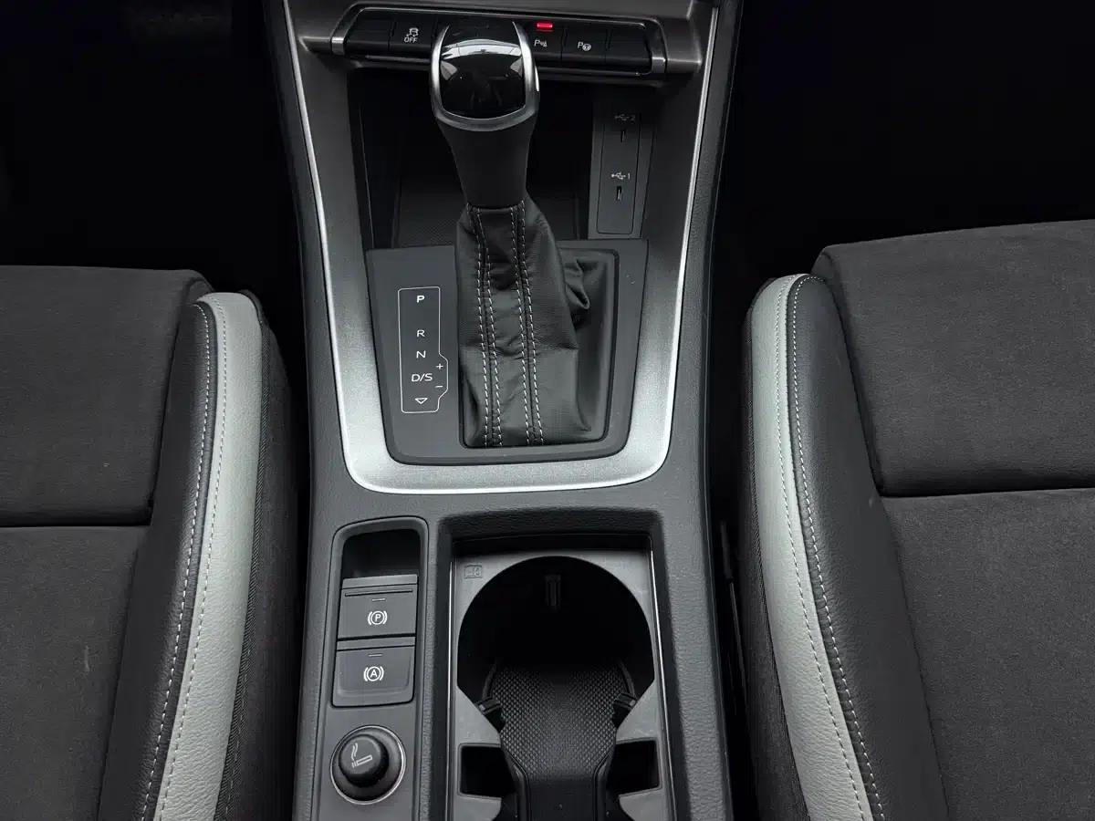 Audi Q3 2023 35 TFSI Fashion Dynamic (1.4T) — миниатюра 14