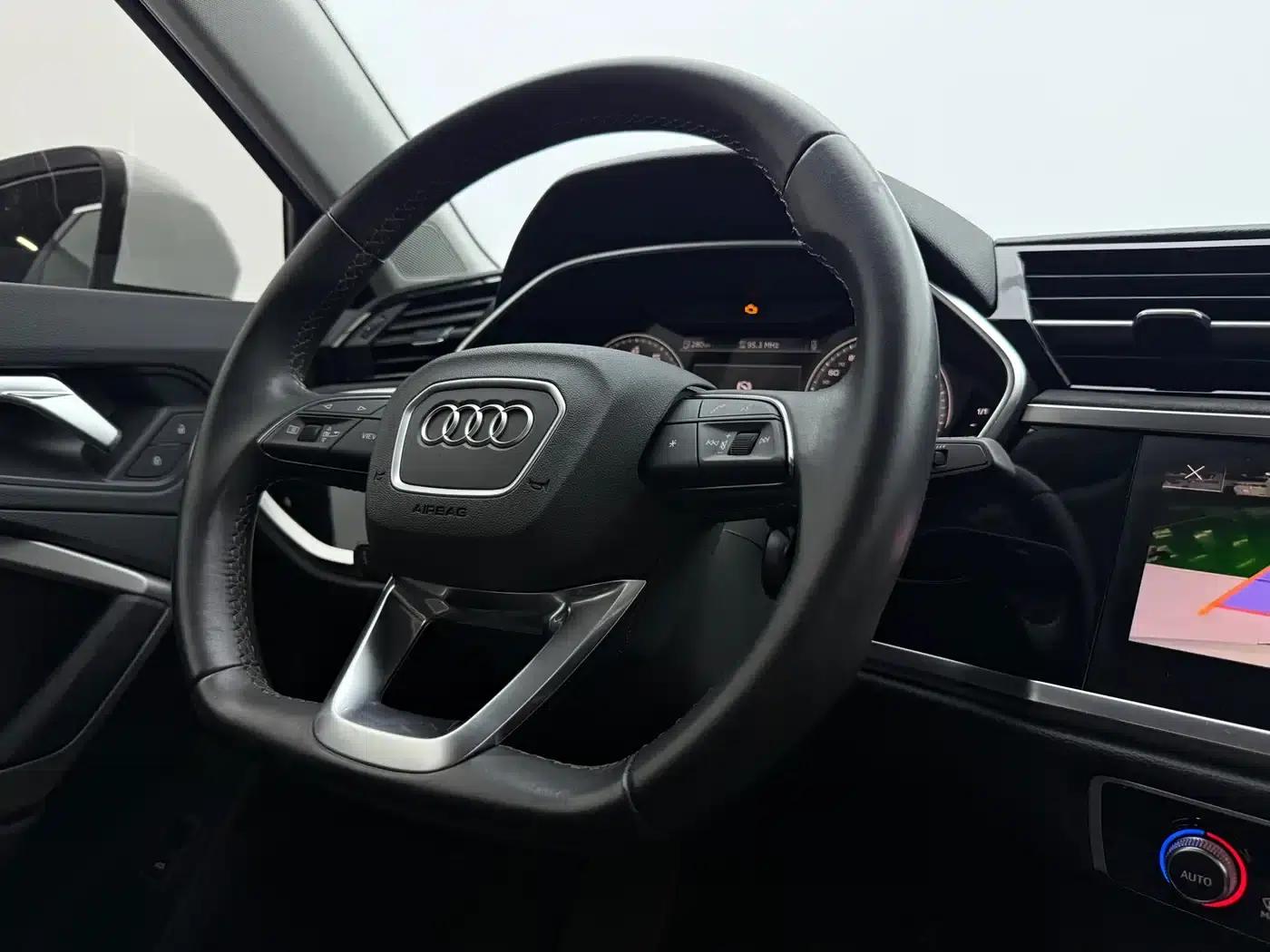 Audi Q3 2023 35 TFSI Fashion Dynamic (1.4T) — миниатюра 17