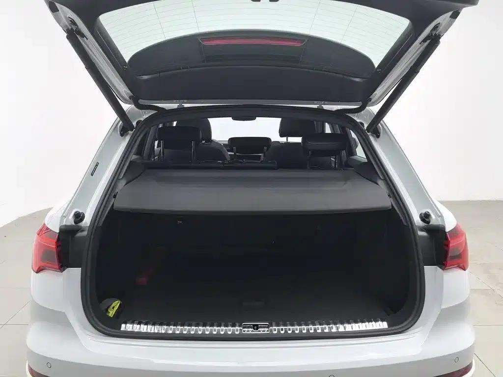 Audi Q3 2024 35 TFSI Fashion Dynamic Edition — миниатюра 16