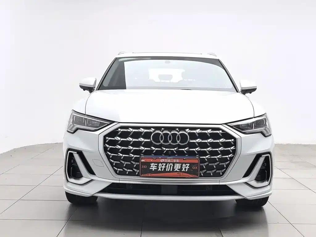 Audi Q3 2024 35 TFSI Fashion Dynamic Edition — миниатюра 3