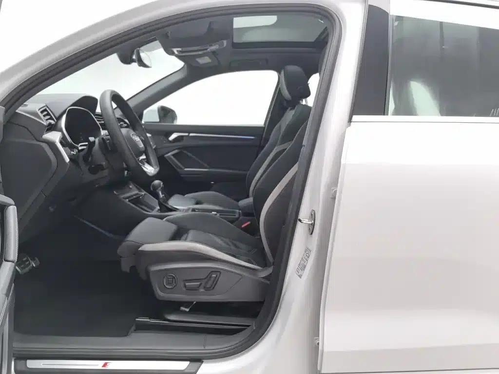 Audi Q3 2024 35 TFSI Fashion Dynamic Edition — миниатюра 10