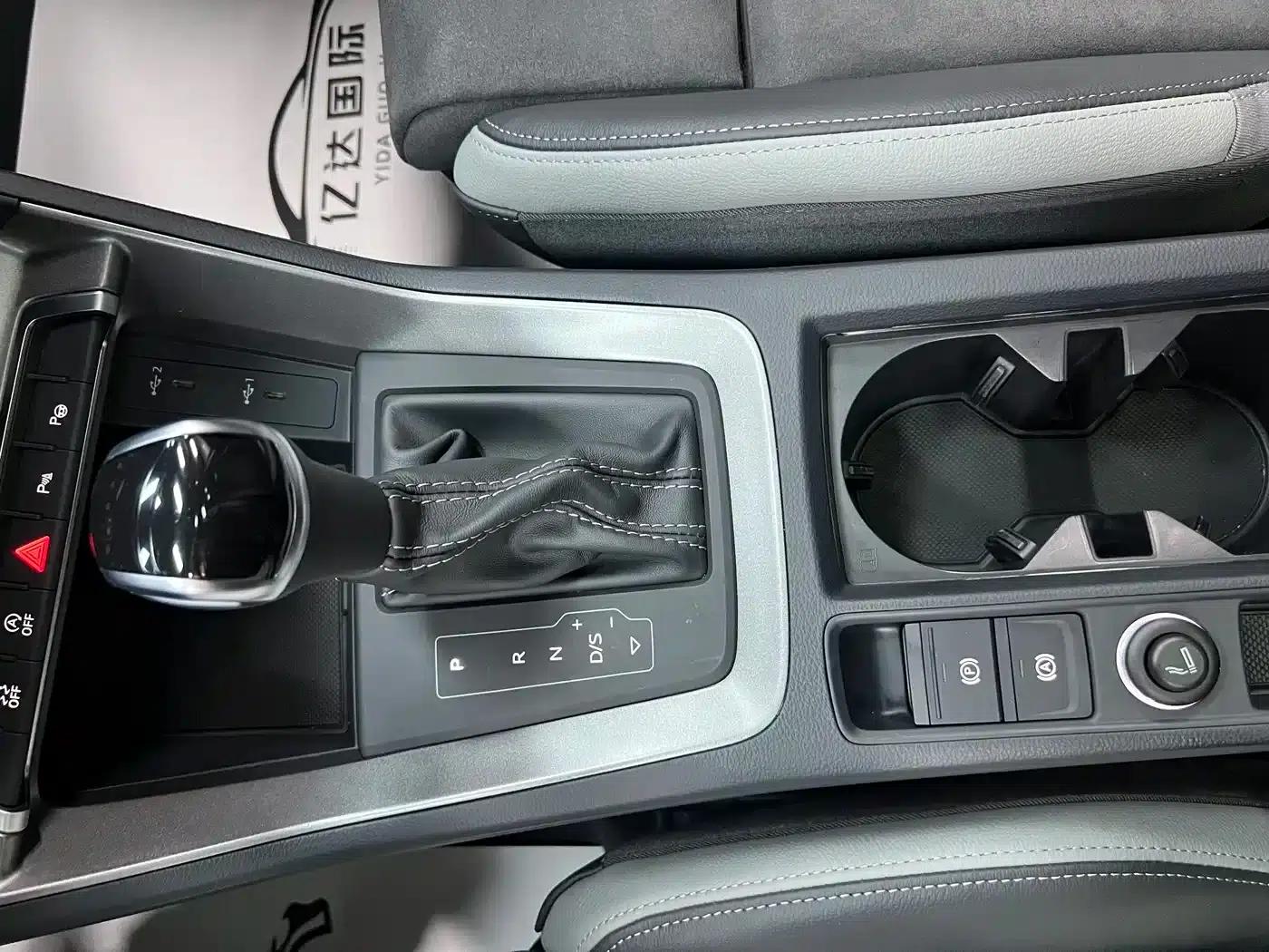 Audi Q3 2023 35 TFSI Fashion Dynamic (1.4T) — миниатюра 14