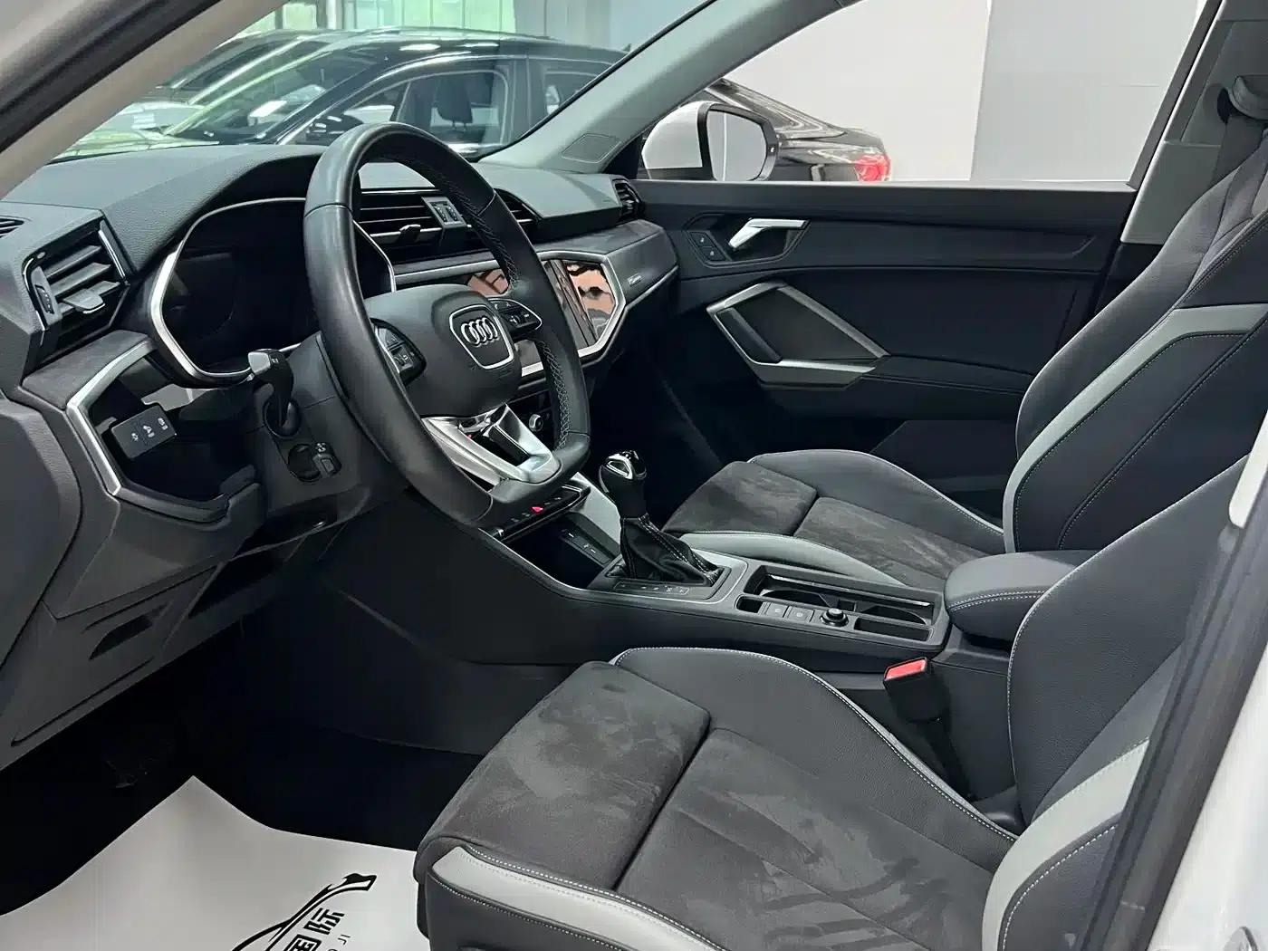 Audi Q3 2023 35 TFSI Fashion Dynamic (1.4T) — миниатюра 19