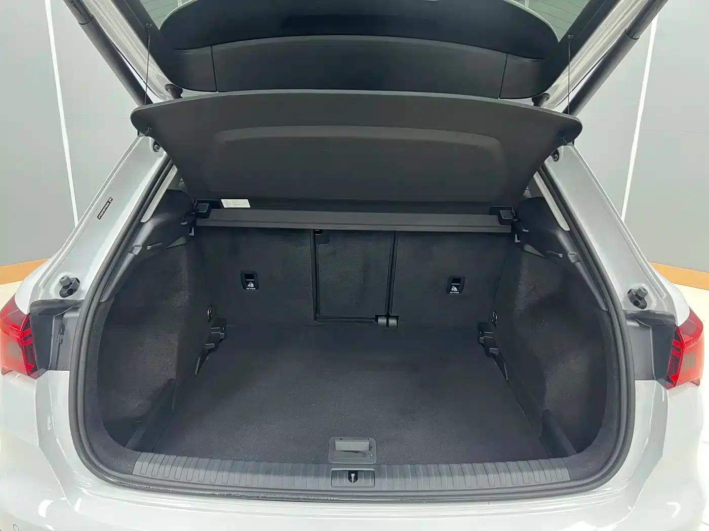 Audi Q3 2023 35 TFSI Fashion Dynamic (1.4T) — миниатюра 24