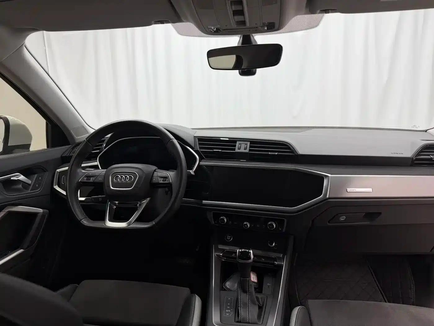 Audi Q3 2023 35 TFSI Fashion Dynamic (1.4T) — миниатюра 23