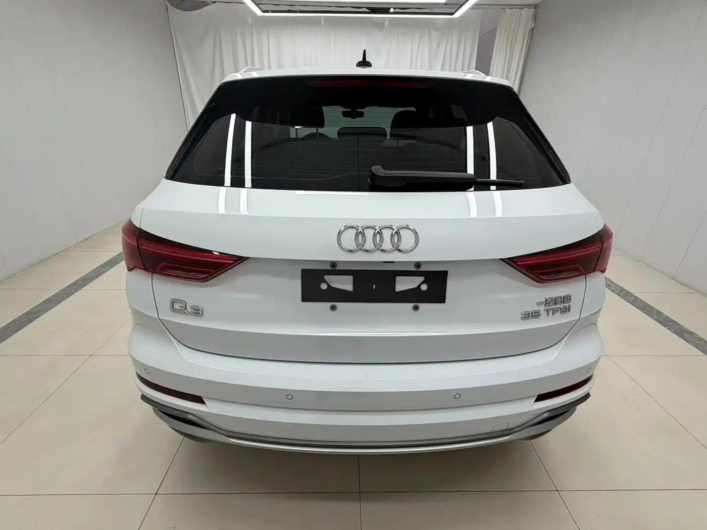 Audi Q3 2023 35 TFSI Fashion Dynamic (1.4T) — миниатюра 4