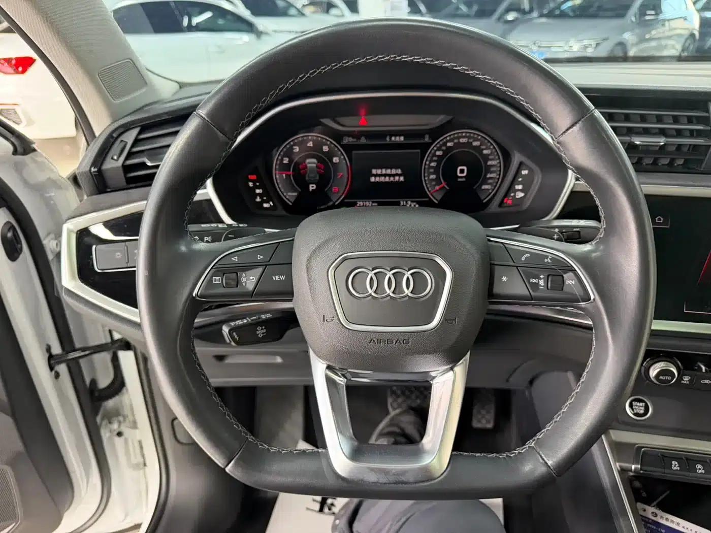 Audi Q3 2023 35 TFSI Fashion Dynamic (1.4T) — миниатюра 11