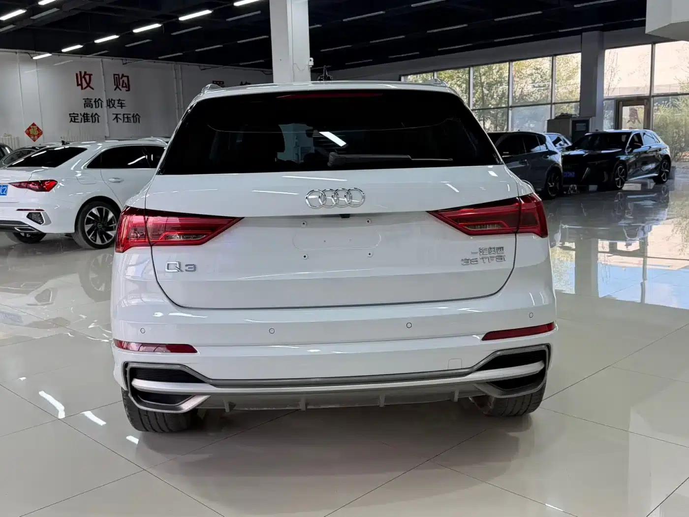 Audi Q3 2023 35 TFSI Fashion Dynamic (1.4T) — миниатюра 5