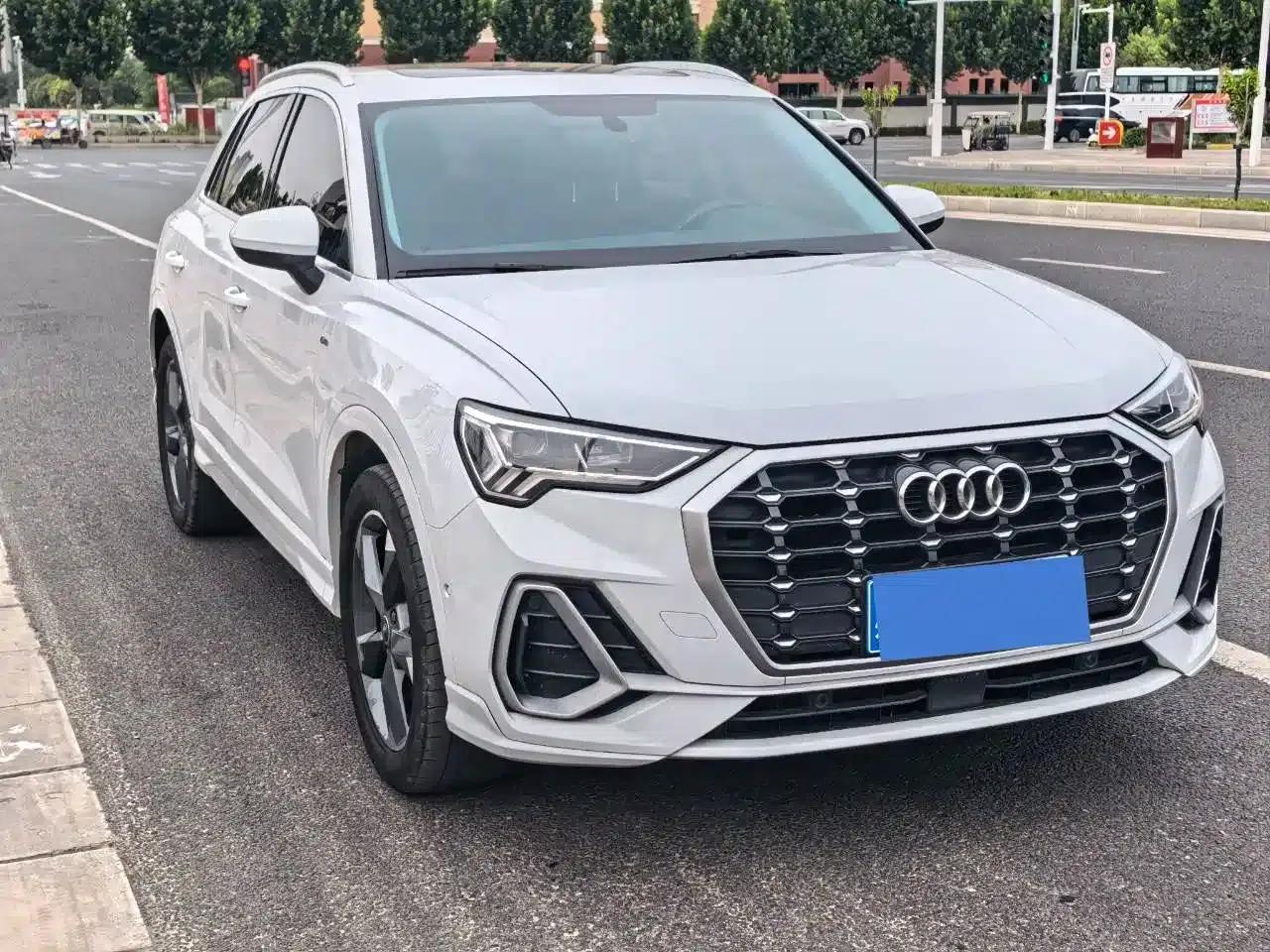 Audi Q3 2021 35 TFSI Fashion Dynamic Edition — миниатюра 3