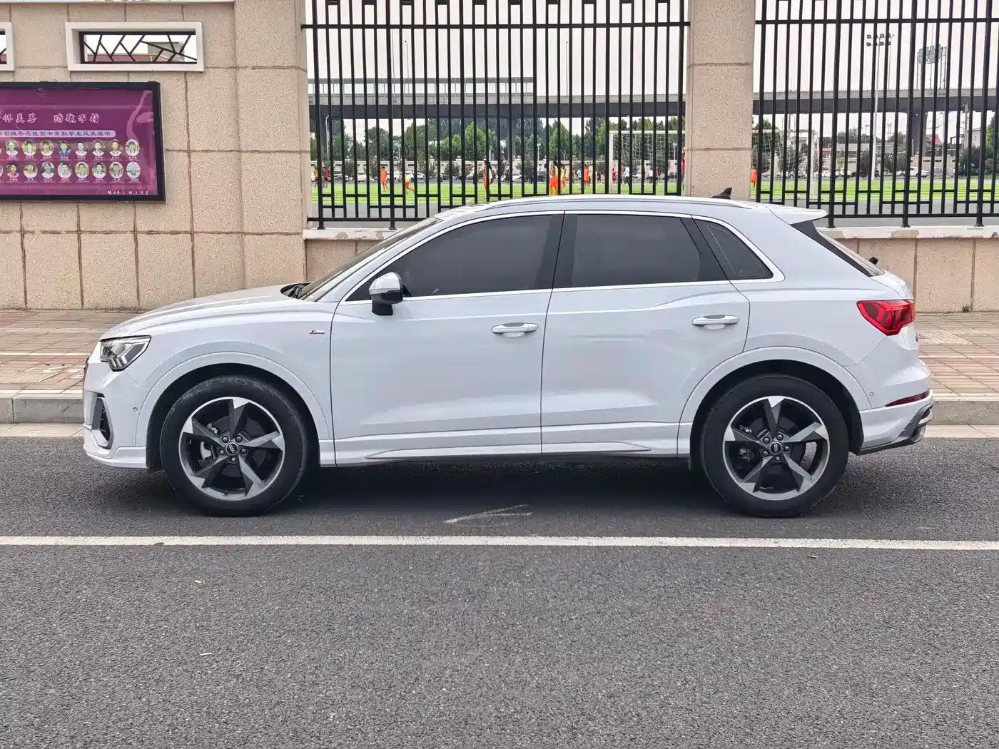 Audi Q3 2021 35 TFSI Fashion Dynamic Edition — миниатюра 8