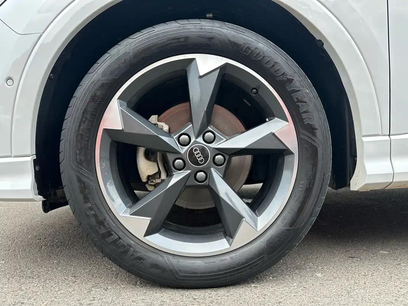Audi Q3 2023 35 TFSI Fashion Dynamic (1.4T) — миниатюра 19