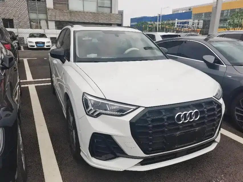 Audi Q3 2023 35 TFSI Fashion Dynamic (1.4T) — миниатюра 3