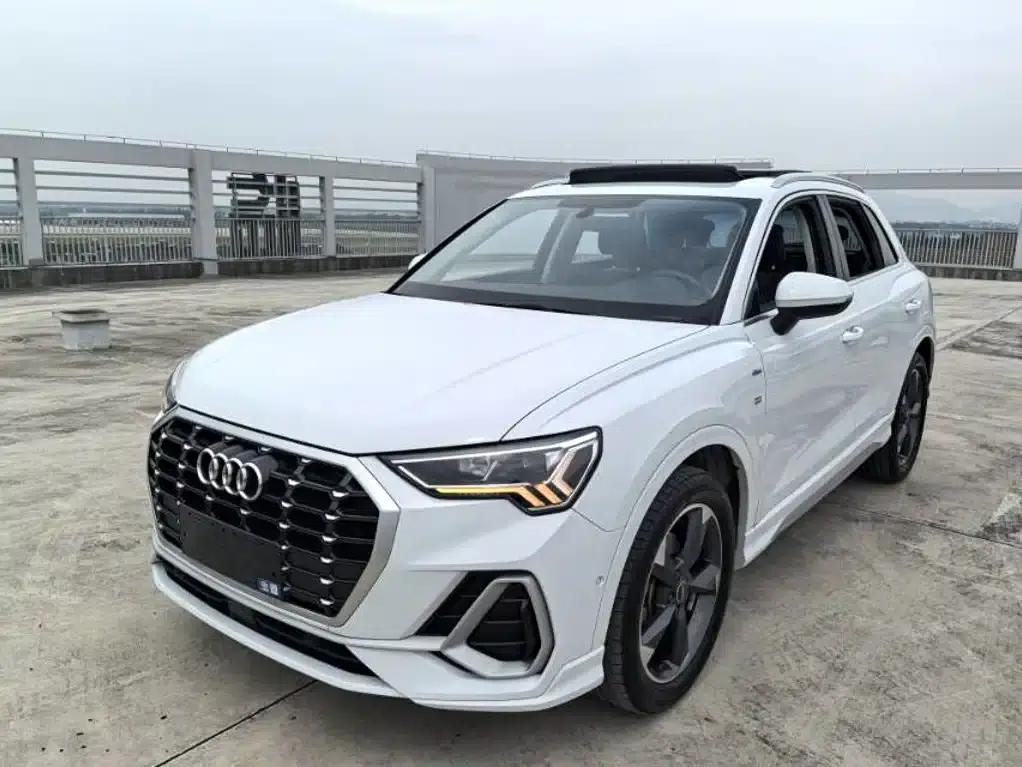 Audi Q3 2023 35 TFSI Fashion Dynamic (1.4T) — миниатюра 1
