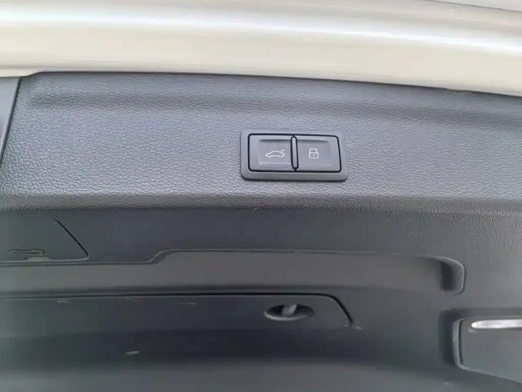 Audi Q3 2023 35 TFSI Fashion Dynamic (1.4T) — миниатюра 10