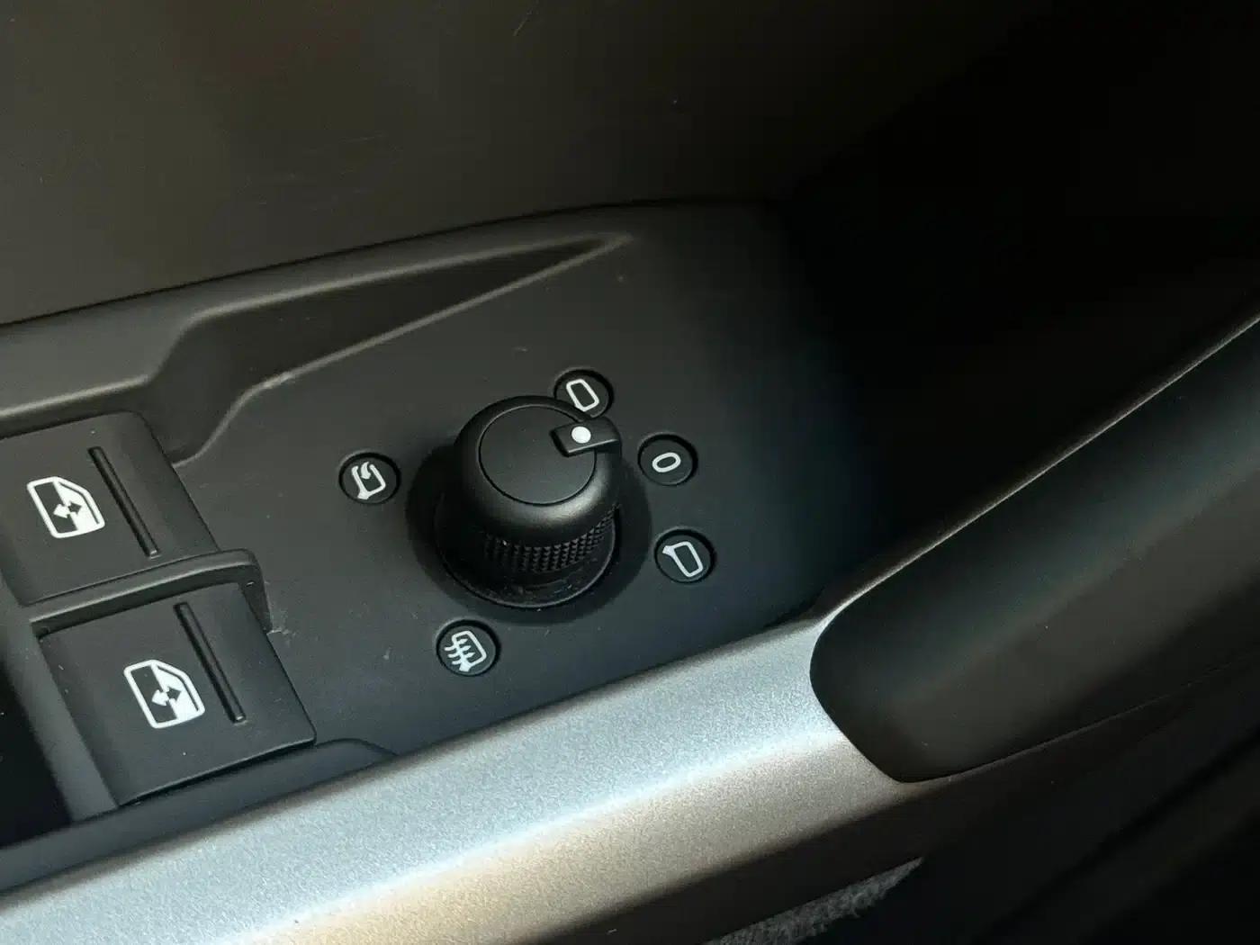Audi Q3 2023 35 TFSI Fashion Dynamic (1.4T) — миниатюра 17