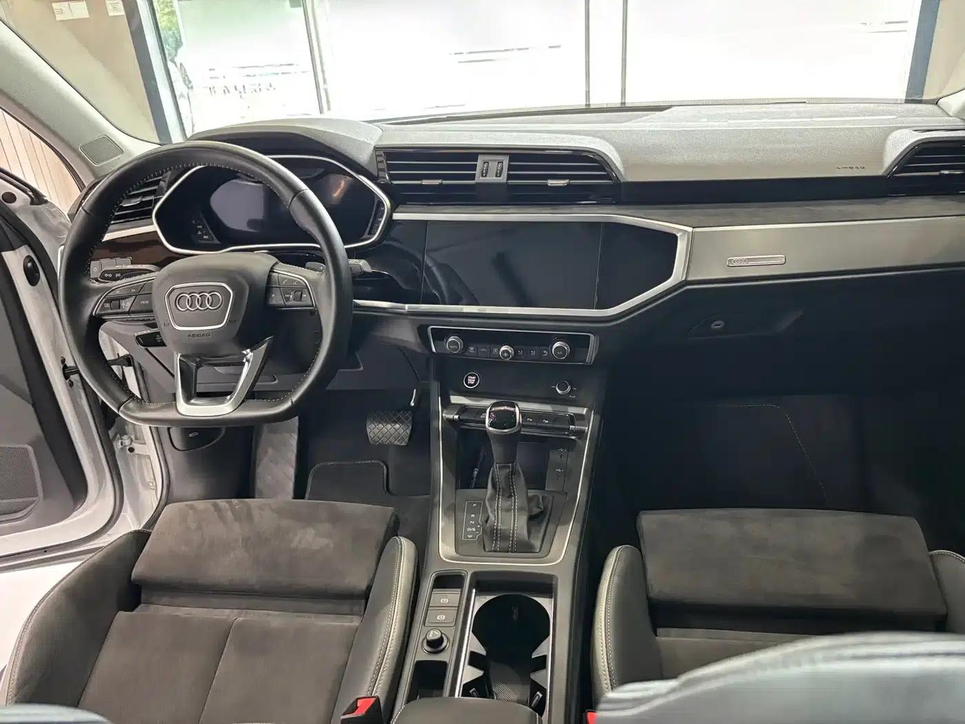 Audi Q3 2022 35 TFSI Fashion Dynamic Edition — миниатюра 13
