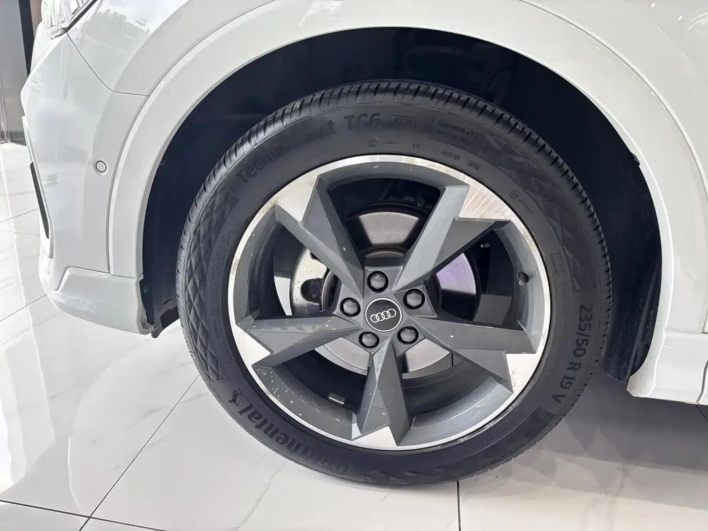 Audi Q3 2022 35 TFSI Fashion Dynamic Edition — миниатюра 21