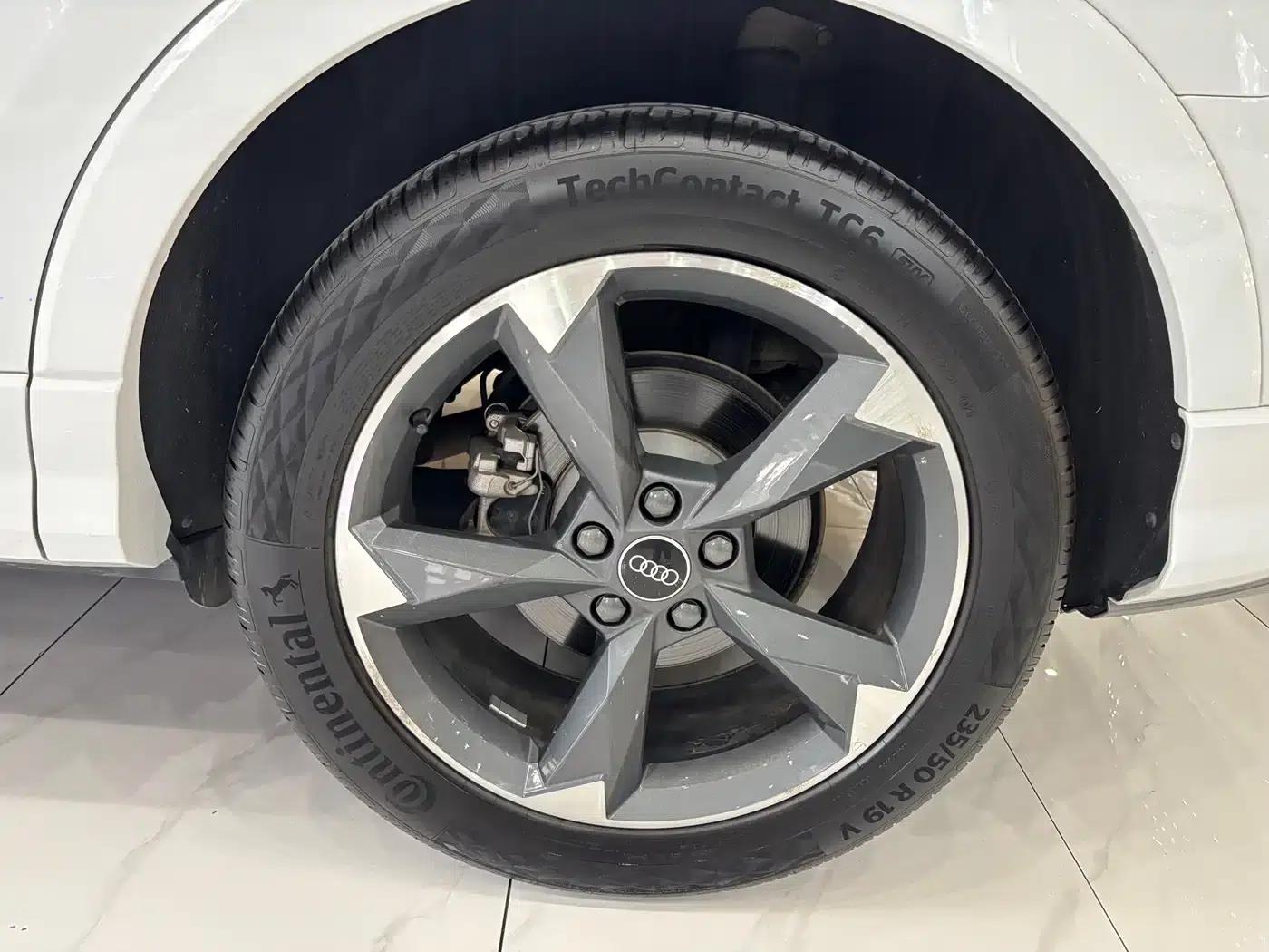 Audi Q3 2022 35 TFSI Fashion Dynamic Edition — миниатюра 22