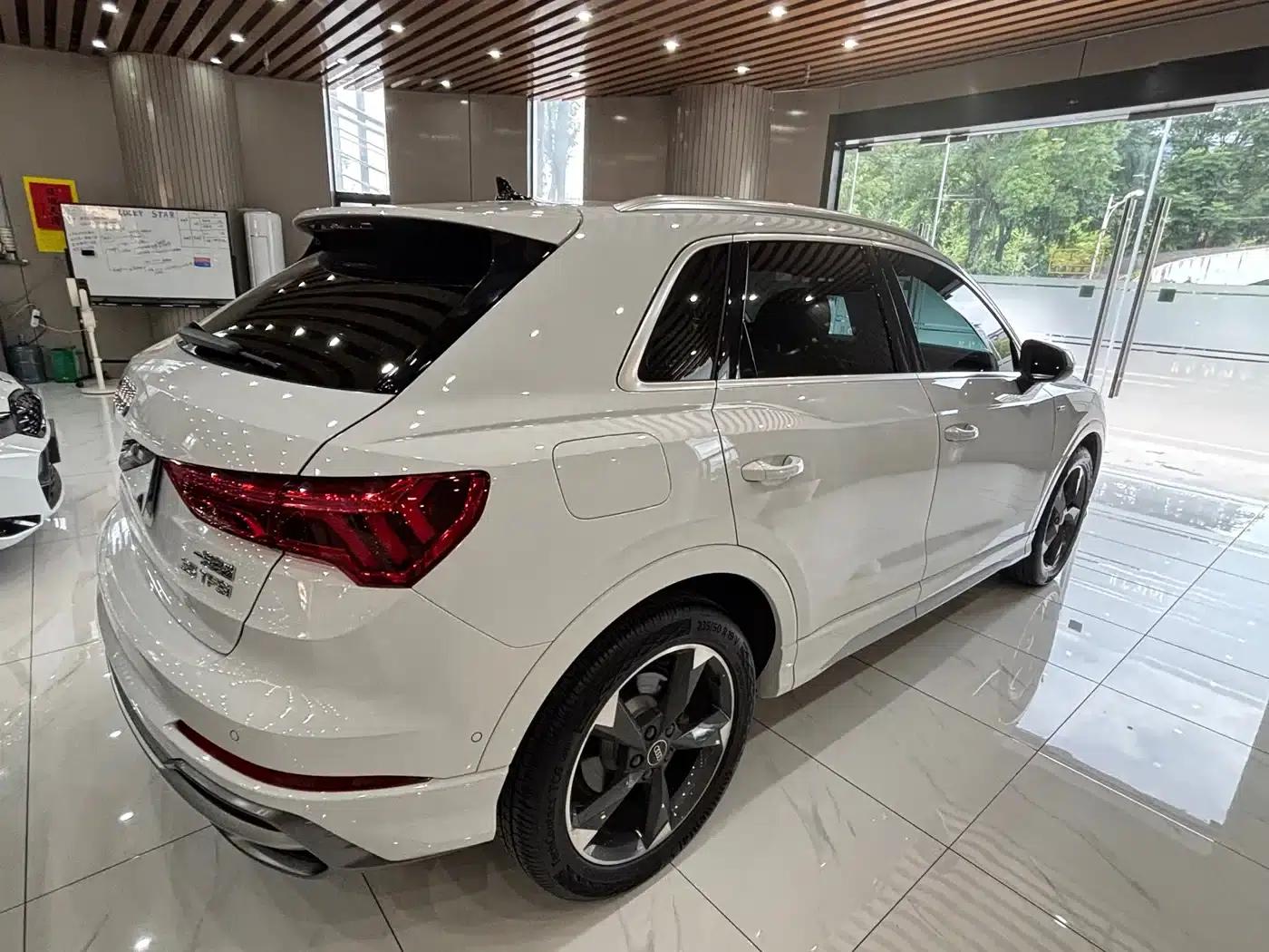 Audi Q3 2022 35 TFSI Fashion Dynamic Edition — миниатюра 5