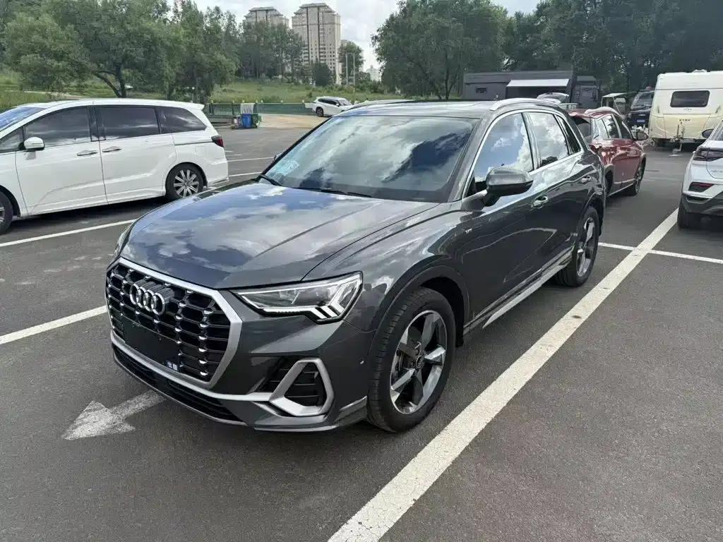 Audi Q3 2023 35 TFSI Fashion Dynamic (1.4T) — миниатюра 1