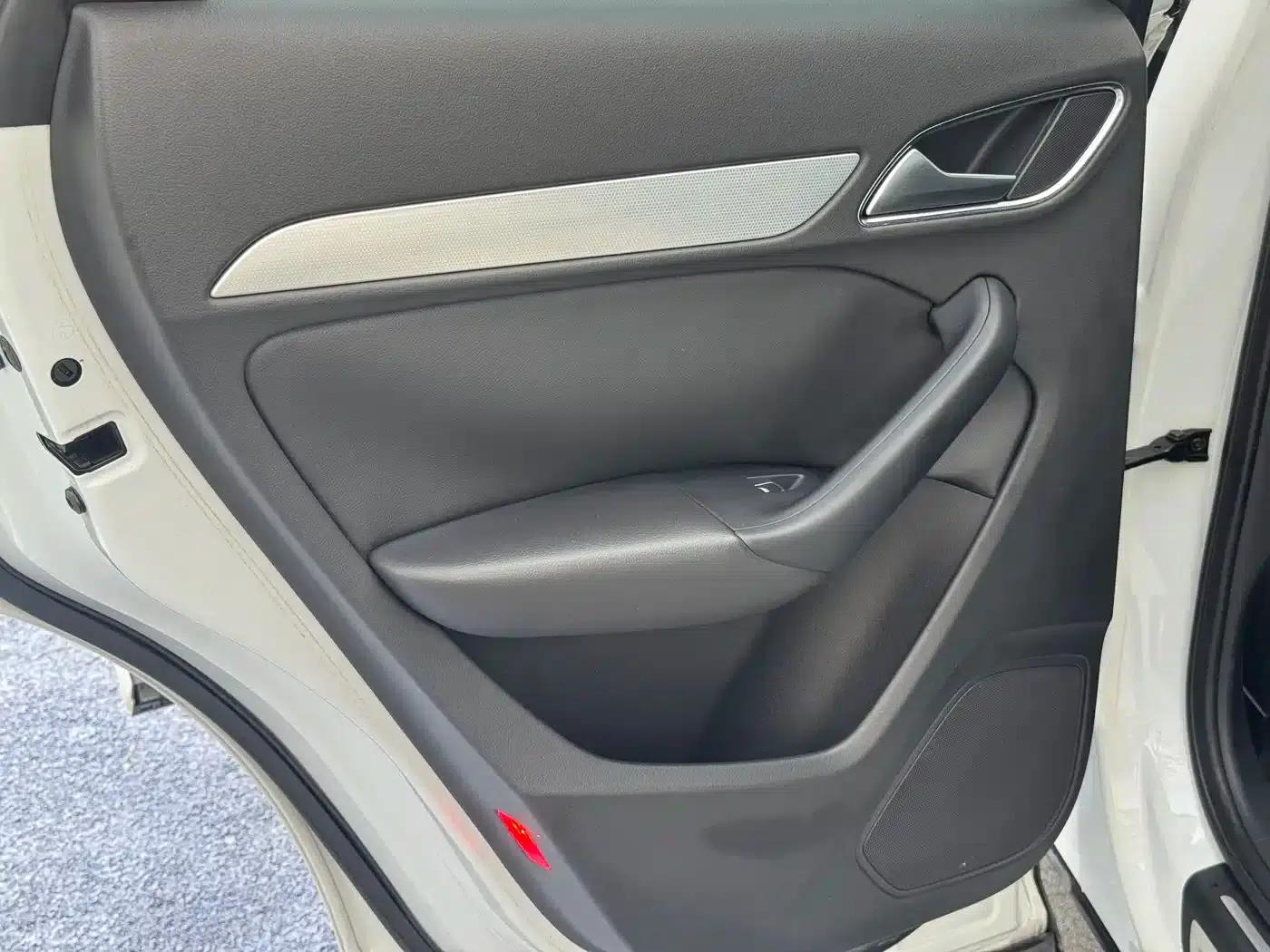 Audi Q3 2013 35 TFSI quattro Technology Edition — миниатюра 17