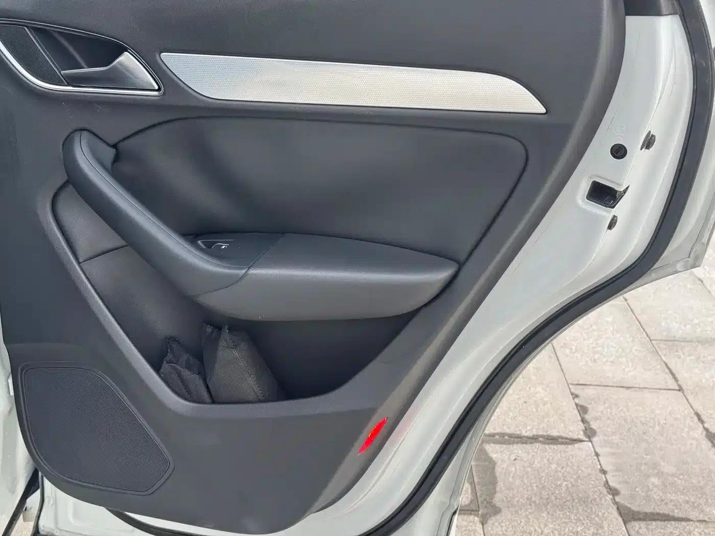 Audi Q3 2013 35 TFSI quattro Technology Edition — миниатюра 18