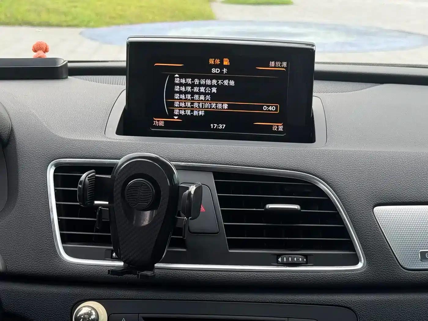 Audi Q3 2013 35 TFSI quattro Technology Edition — миниатюра 30