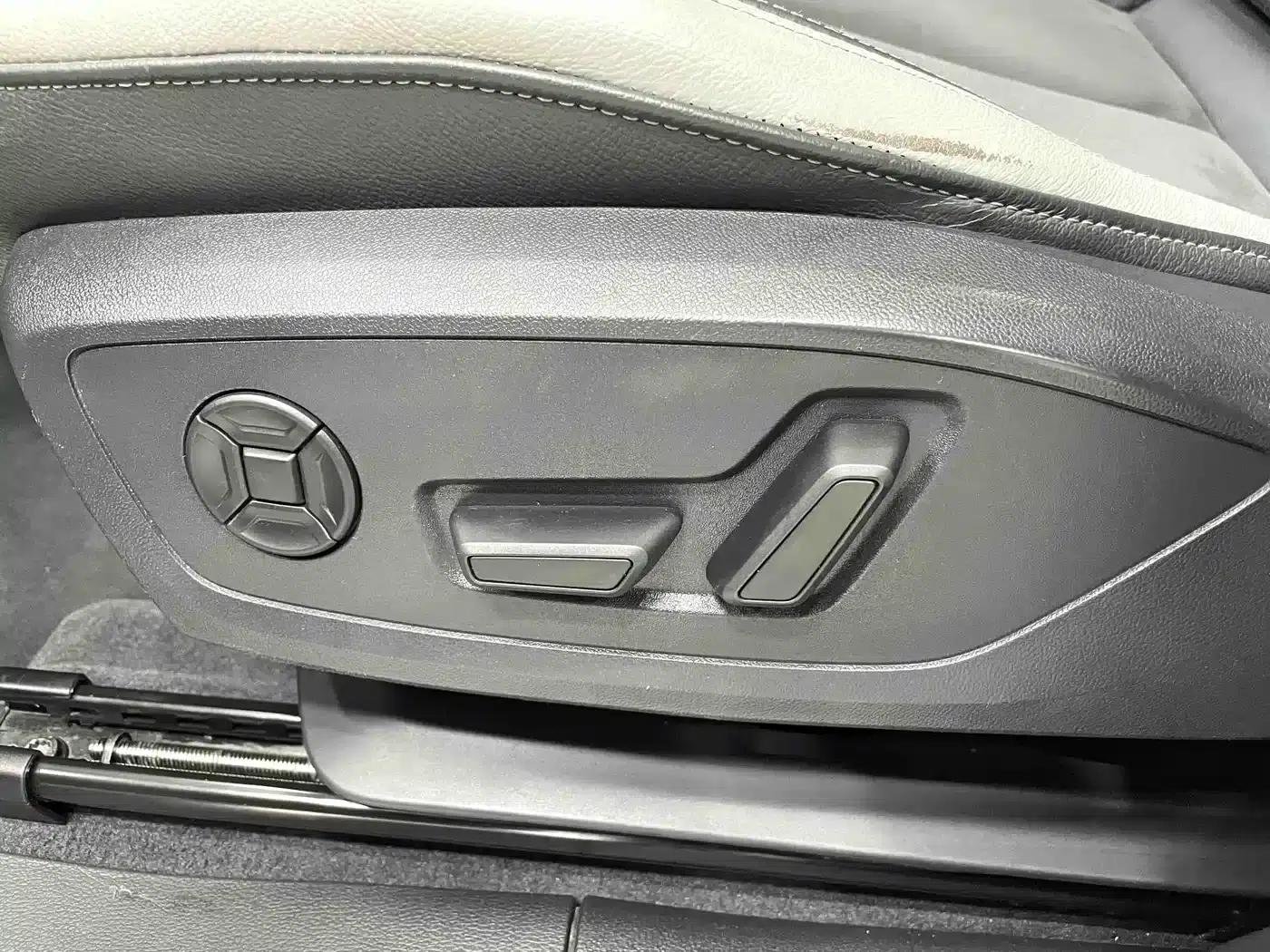 Audi Q3 2022 35 TFSI Fashion Dynamic Edition — миниатюра 18