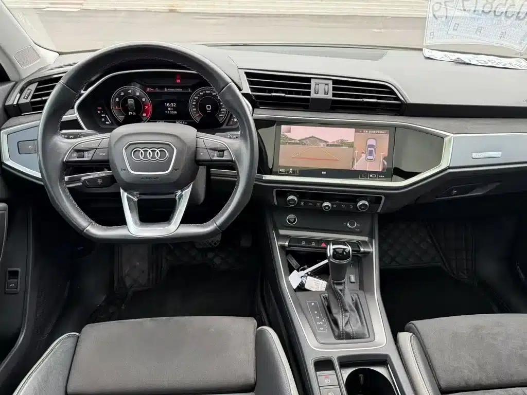 Audi Q3 2023 35 TFSI Fashion Dynamic (1.5T) — миниатюра 2