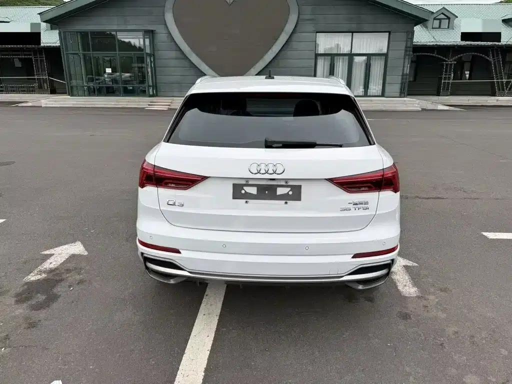 Audi Q3 2023 35 TFSI Fashion Dynamic (1.5T) — миниатюра 6