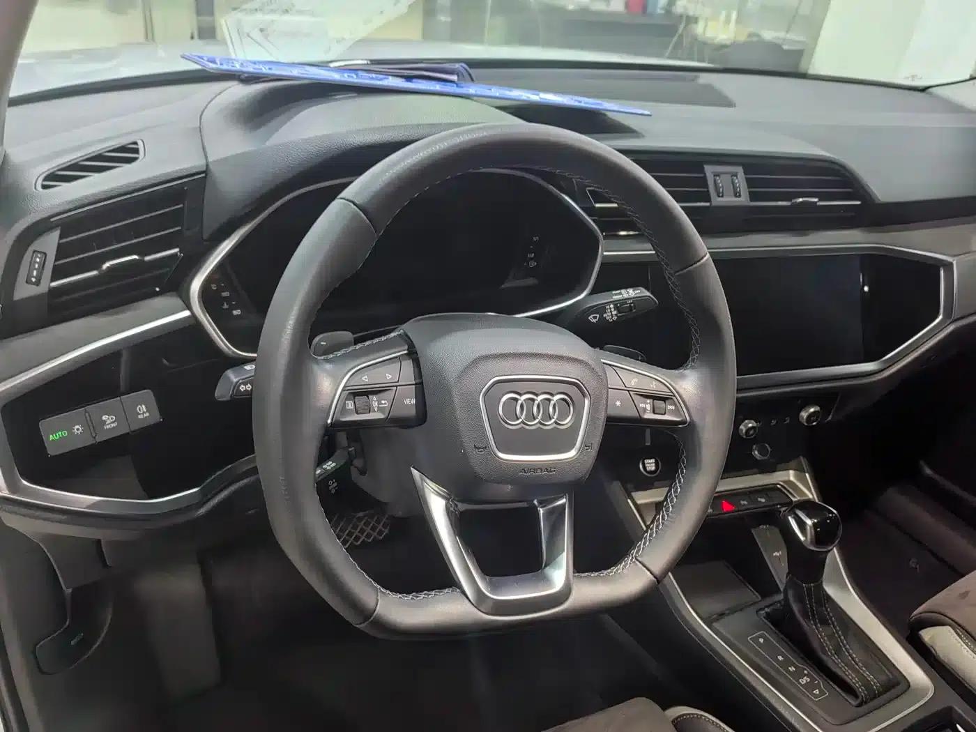 Audi Q3 2022 35 TFSI Fashion Dynamic Edition — миниатюра 12