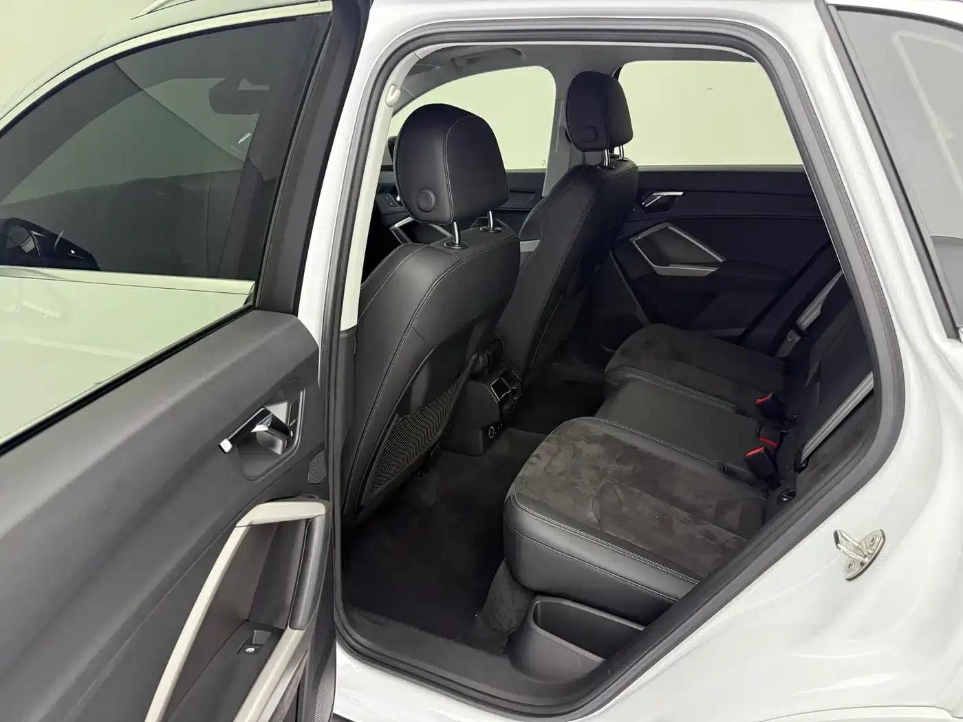 Audi Q3 2022 35 TFSI Fashion Dynamic Edition — миниатюра 16