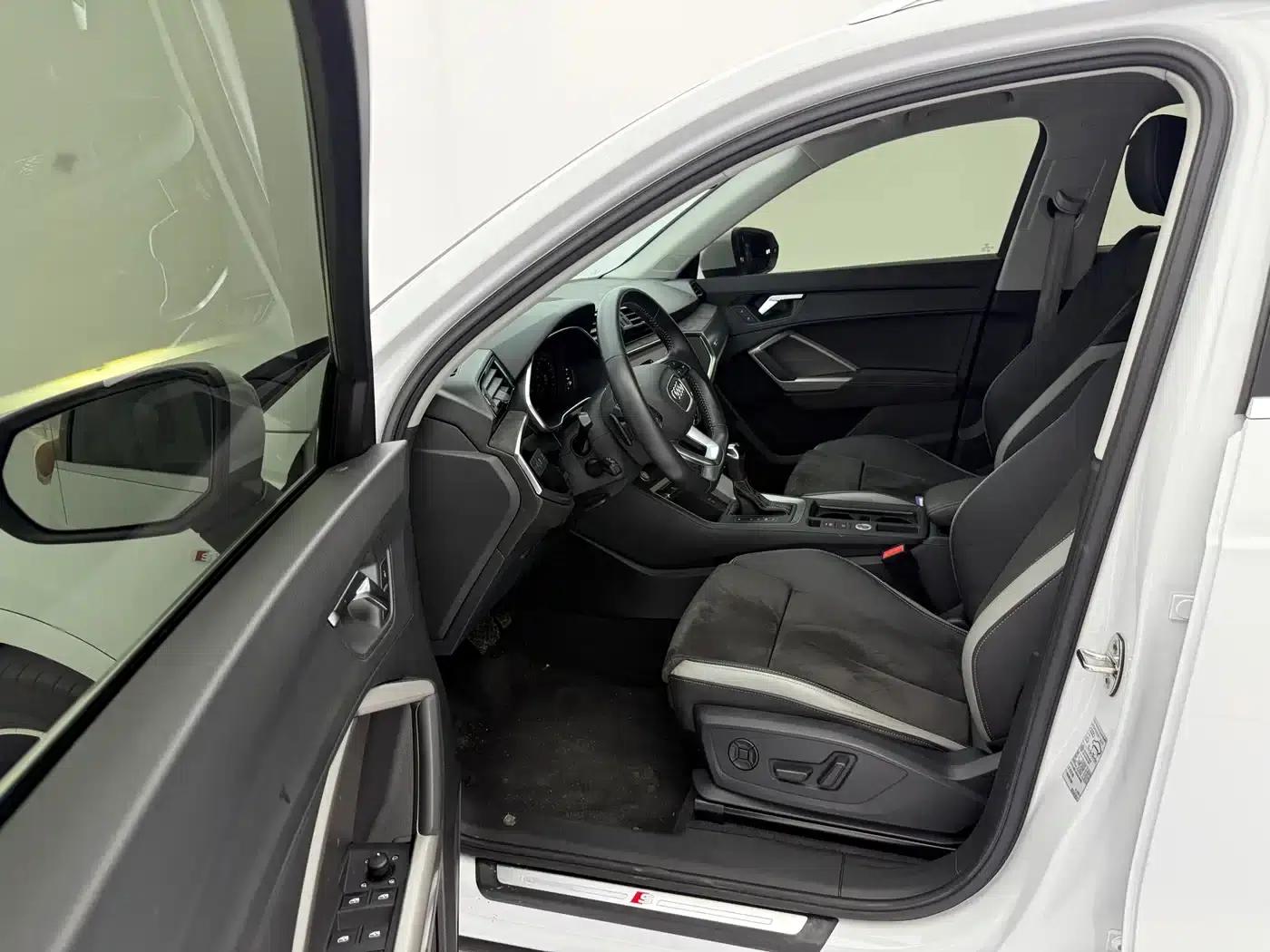 Audi Q3 2022 35 TFSI Fashion Dynamic Edition — миниатюра 22