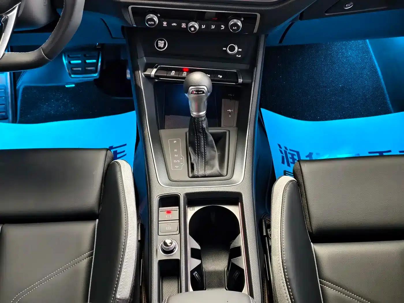 Audi Q3 2024 35 TFSI Fashion Dynamic Edition — миниатюра 11